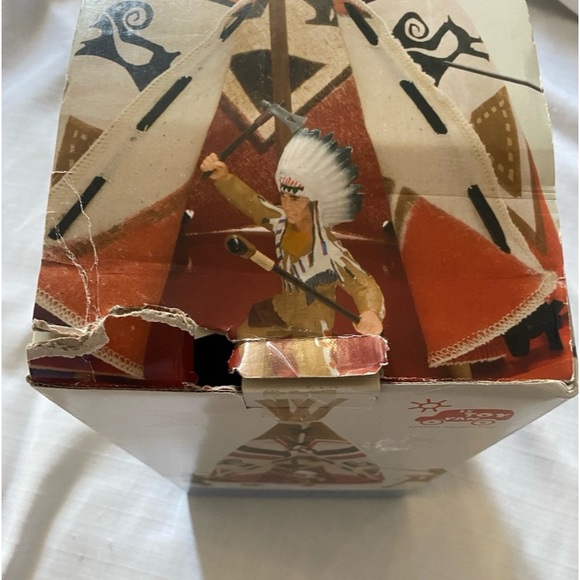 Le Toy Van/Papo Cherokee Teepee TV238 No Figures Included - Picture 8 of 10